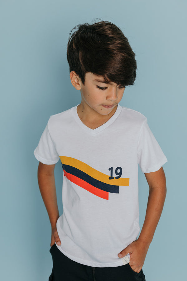 Basic Petit V-neck T-shirt